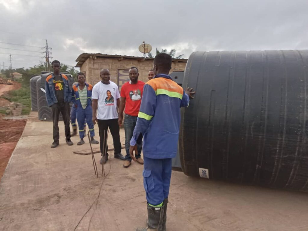 Hon. Mavis Kuukua Bissue Boateng Donates 8,000-Litre Polytank to Princess Aketakyi to Address Water Crisis 2 Obuaba